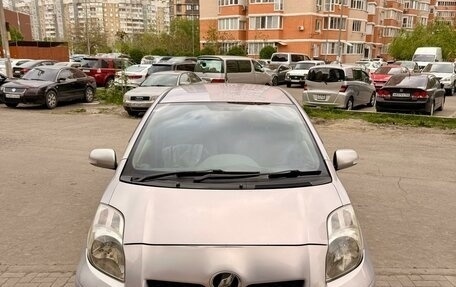 Toyota Vitz, 2010 год, 600 000 рублей, 1 фотография