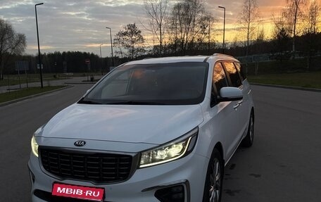 KIA Carnival III, 2020 год, 2 980 000 рублей, 1 фотография