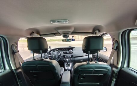 Renault Scenic III, 2016 год, 900 000 рублей, 11 фотография