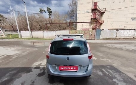 Renault Scenic III, 2016 год, 900 000 рублей, 9 фотография