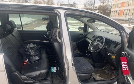Toyota ISis I, 2013 год, 1 285 000 рублей, 17 фотография