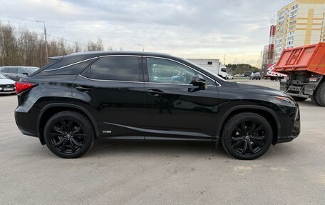 Lexus RX IV рестайлинг, 2018 год, 4 770 000 рублей, 7 фотография