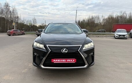 Lexus RX IV рестайлинг, 2018 год, 4 770 000 рублей, 8 фотография