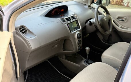 Toyota Vitz, 2010 год, 600 000 рублей, 17 фотография