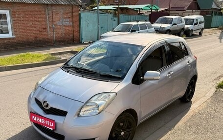 Toyota Vitz, 2010 год, 600 000 рублей, 10 фотография