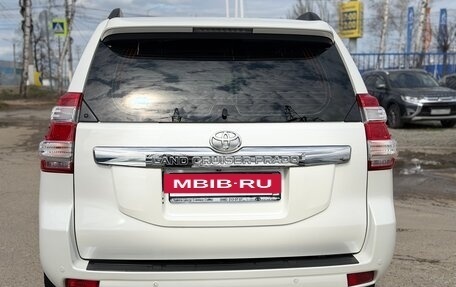 Toyota Land Cruiser Prado 150 рестайлинг 2, 2013 год, 3 000 000 рублей, 8 фотография