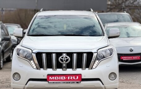 Toyota Land Cruiser Prado 150 рестайлинг 2, 2013 год, 3 000 000 рублей, 3 фотография
