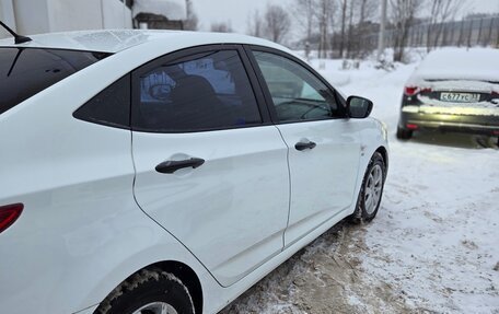 Hyundai Solaris II рестайлинг, 2013 год, 785 000 рублей, 6 фотография