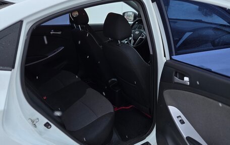 Hyundai Solaris II рестайлинг, 2013 год, 785 000 рублей, 10 фотография