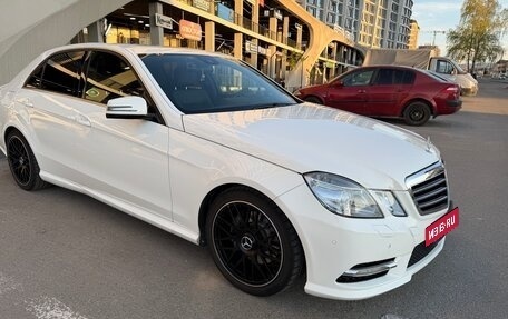 Mercedes-Benz E-Класс, 2012 год, 1 590 000 рублей, 4 фотография