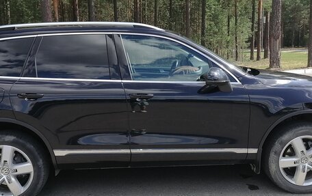 Volkswagen Touareg III, 2015 год, 2 850 000 рублей, 4 фотография