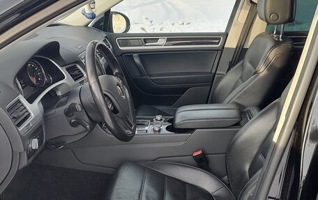 Volkswagen Touareg III, 2015 год, 2 850 000 рублей, 12 фотография