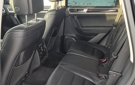 Volkswagen Touareg III, 2015 год, 2 850 000 рублей, 14 фотография