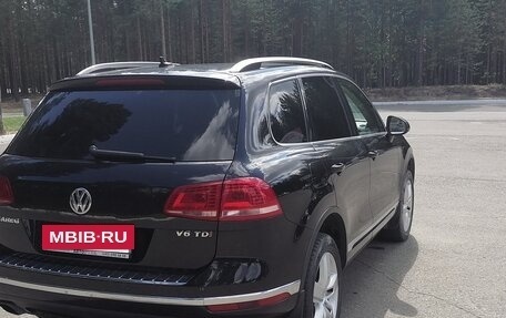 Volkswagen Touareg III, 2015 год, 2 850 000 рублей, 8 фотография