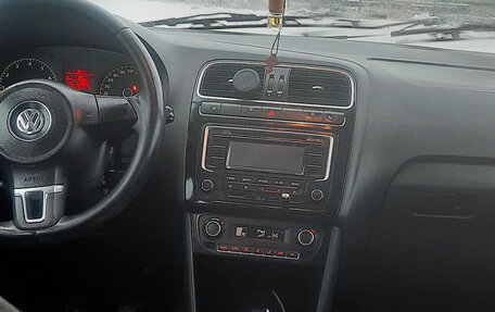 Volkswagen Polo VI (EU Market), 2014 год, 600 000 рублей, 4 фотография