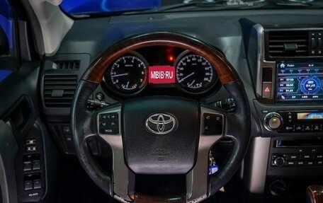 Toyota Land Cruiser Prado 150 рестайлинг 2, 2012 год, 2 930 000 рублей, 21 фотография