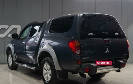 Mitsubishi L200 IV рестайлинг, 2013 год, 1 569 000 рублей, 6 фотография