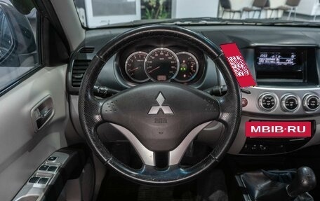 Mitsubishi L200 IV рестайлинг, 2013 год, 1 569 000 рублей, 11 фотография