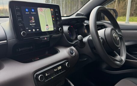 Toyota Yaris, 2020 год, 1 550 000 рублей, 7 фотография