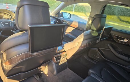 Audi A8, 2014 год, 2 400 000 рублей, 9 фотография