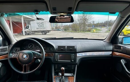 BMW 5 серия, 2003 год, 650 000 рублей, 18 фотография