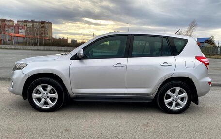 Toyota RAV4, 2011 год, 1 610 000 рублей, 3 фотография