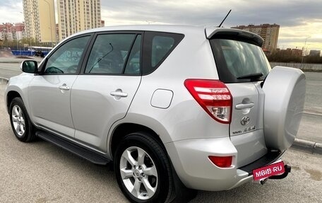 Toyota RAV4, 2011 год, 1 610 000 рублей, 4 фотография