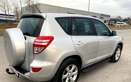 Toyota RAV4, 2011 год, 1 610 000 рублей, 6 фотография