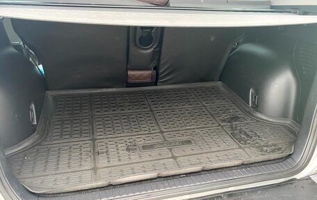 Toyota RAV4, 2011 год, 1 610 000 рублей, 16 фотография