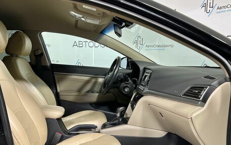 Hyundai Elantra VI рестайлинг, 2017 год, 1 397 000 рублей, 8 фотография