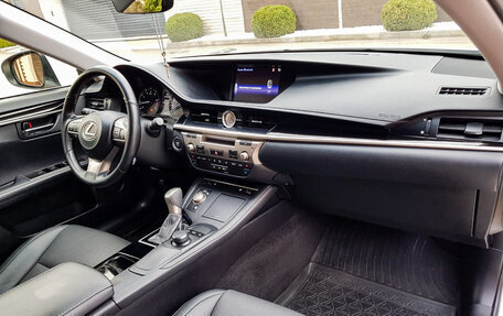Lexus ES VII, 2017 год, 2 999 777 рублей, 22 фотография