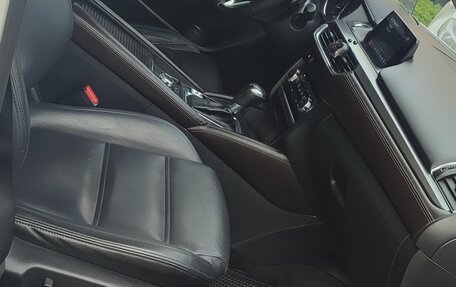 Mazda 6, 2017 год, 2 400 000 рублей, 11 фотография