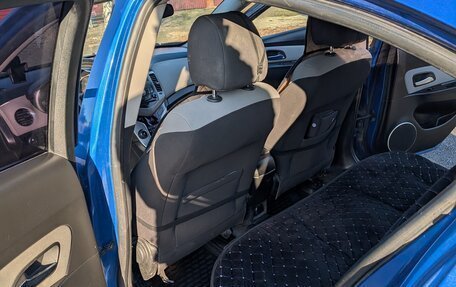 Chevrolet Cruze II, 2011 год, 560 000 рублей, 8 фотография