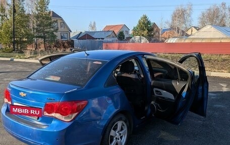 Chevrolet Cruze II, 2011 год, 560 000 рублей, 9 фотография
