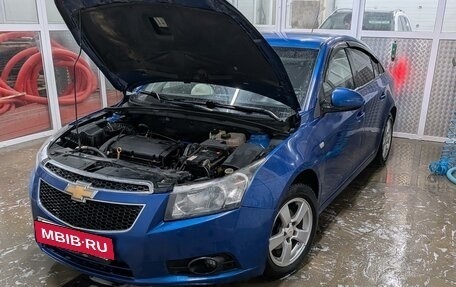 Chevrolet Cruze II, 2011 год, 560 000 рублей, 10 фотография