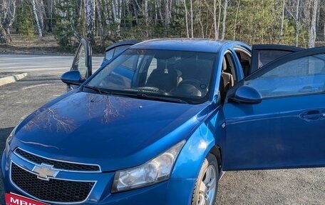 Chevrolet Cruze II, 2011 год, 560 000 рублей, 5 фотография