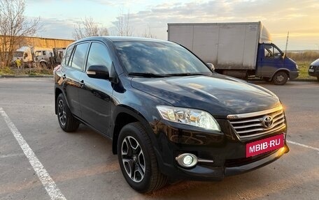 Toyota RAV4, 2010 год, 1 580 000 рублей, 2 фотография