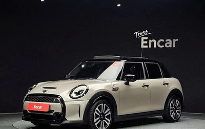 MINI Hatch, 2022 год, 1 560 000 рублей, 1 фотография