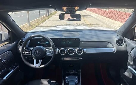 Mercedes-Benz GLB, 2021 год, 2 700 000 рублей, 7 фотография