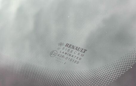 Renault Logan II, 2019 год, 1 120 000 рублей, 21 фотография