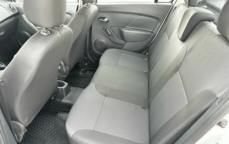 Renault Logan II, 2019 год, 1 120 000 рублей, 19 фотография