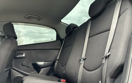 KIA Rio III рестайлинг, 2017 год, 989 000 рублей, 9 фотография