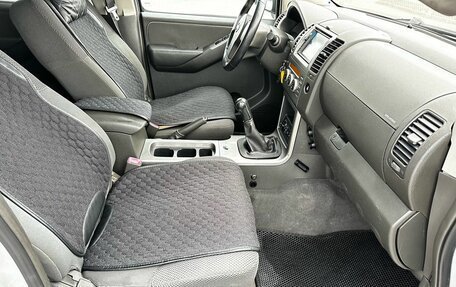 Nissan Pathfinder, 2006 год, 910 000 рублей, 18 фотография