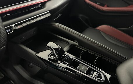 Geely Coolray I, 2023 год, 2 200 000 рублей, 13 фотография