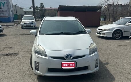 Toyota Prius, 2011 год, 900 000 рублей, 1 фотография