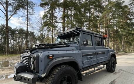 Land Rover Defender I, 2001 год, 5 500 000 рублей, 1 фотография