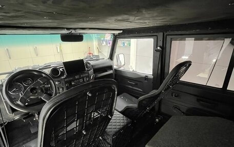 Land Rover Defender I, 2001 год, 5 500 000 рублей, 8 фотография