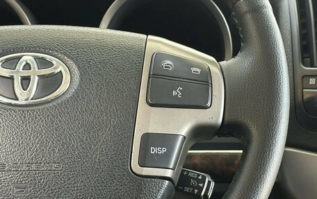 Toyota Land Cruiser 200, 2011 год, 2 490 000 рублей, 11 фотография
