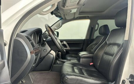 Toyota Land Cruiser 200, 2011 год, 2 490 000 рублей, 20 фотография