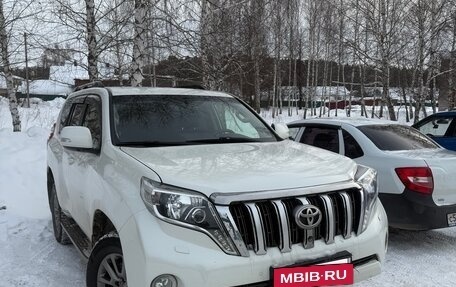 Toyota Land Cruiser Prado 150 рестайлинг 2, 2017 год, 3 280 000 рублей, 2 фотография